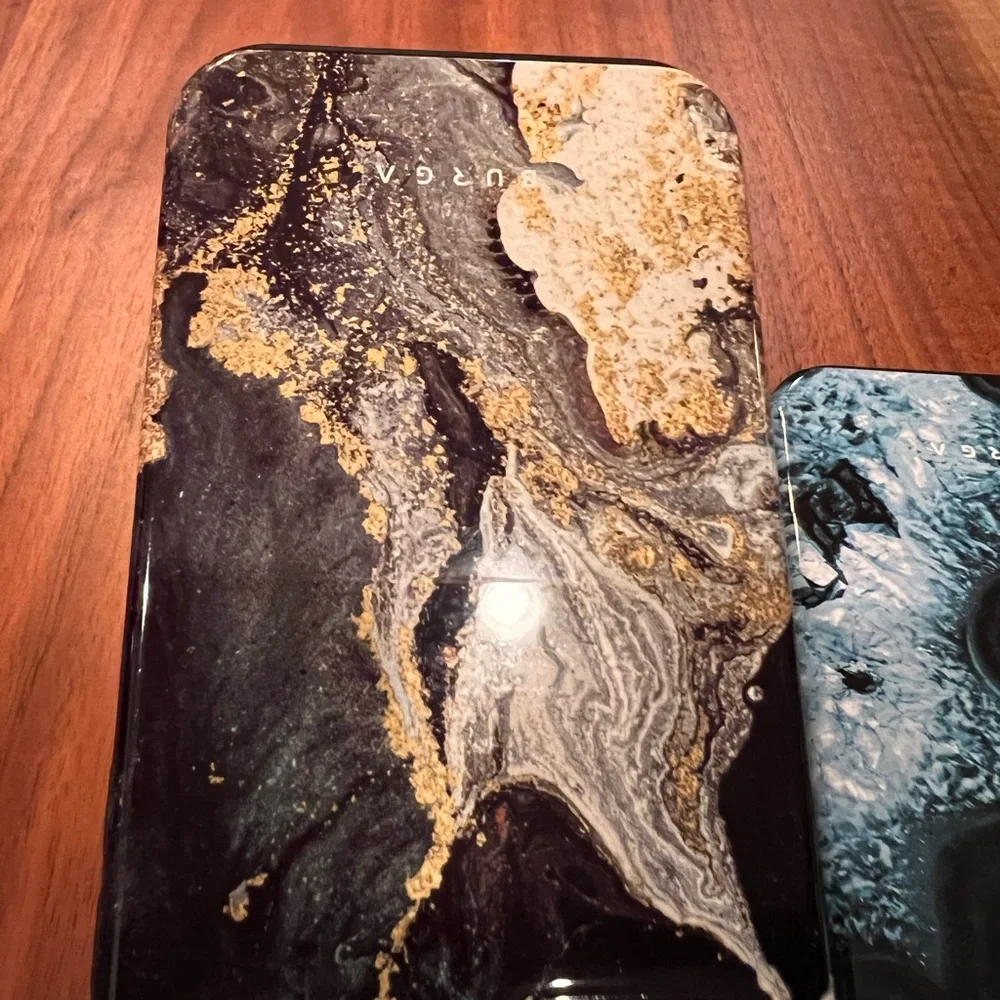 iPhone 12 Pro Max cases - Picture 4 of 5
